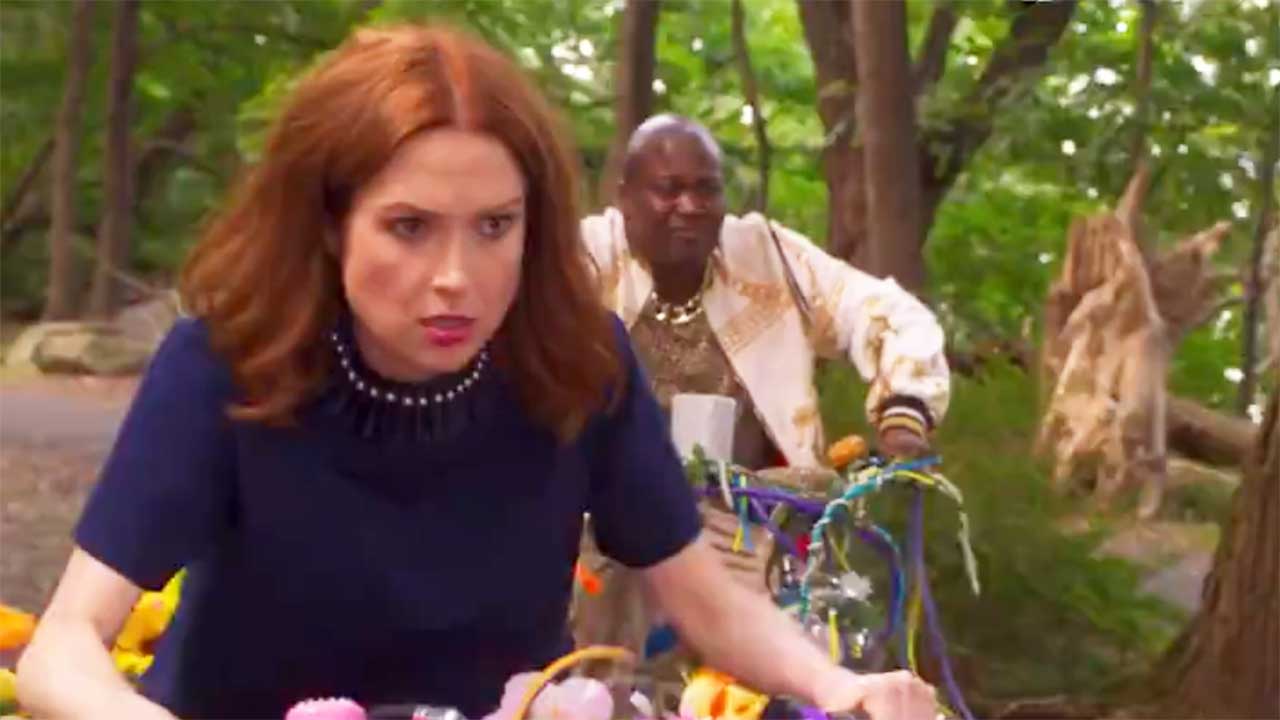 Unbreakable Kimmy Schmidt: Interaktives Special „Kimmy vs. the Reverend“ kommt am 12. Mai