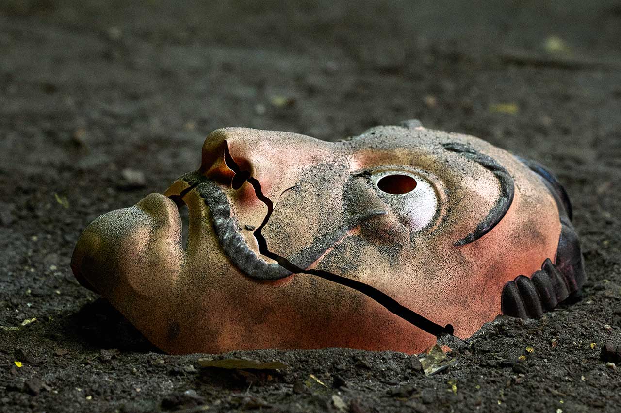 Haus-des-Geldes-Teil-5-maske