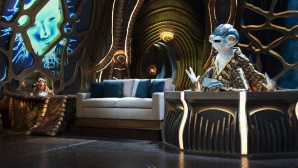 „Earth to Ned“ bei Disney+: Alien-Talkshow von Jim Henson