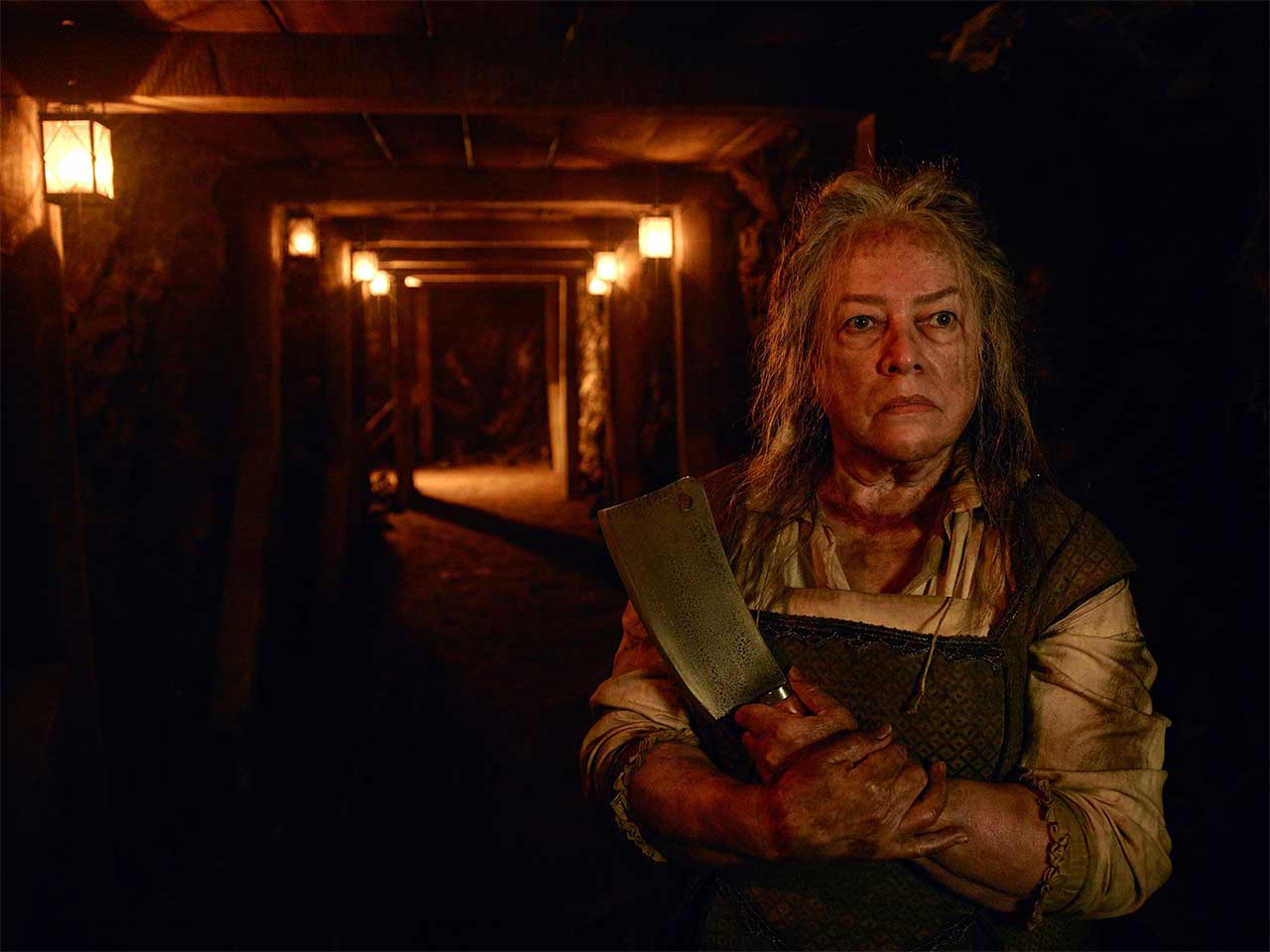 AHS-Staffel-6_Roanoke