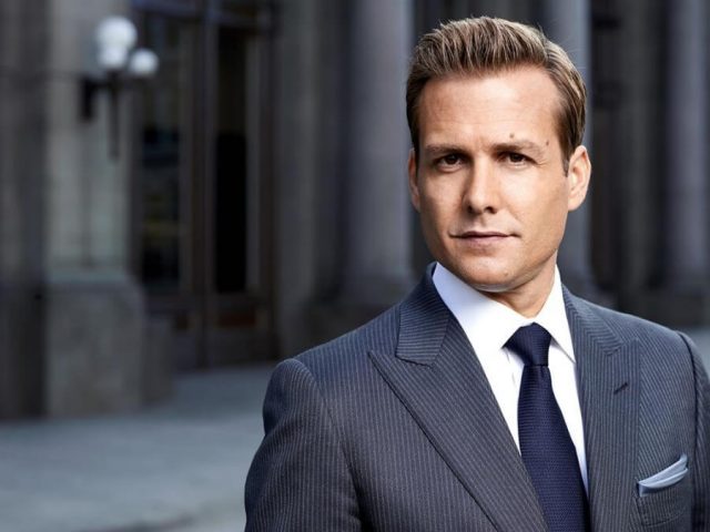 Wie sieht man eigentlich so gut aus wie Harvey Specter?