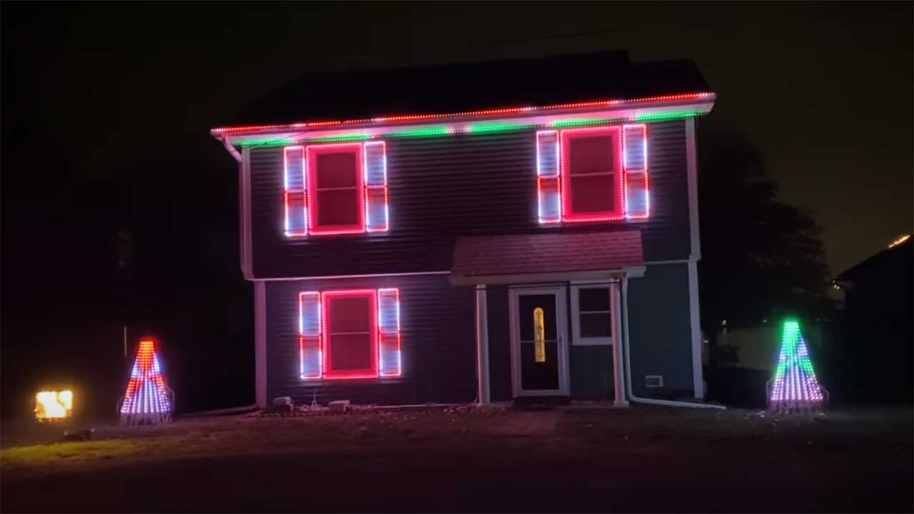 the-mandalorian-light-show