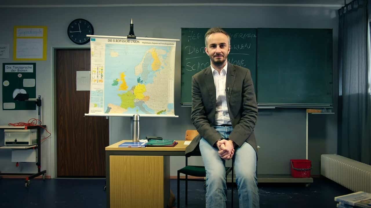 Homeschooling: Unterrichtsstunde mit Jan Böhmermann