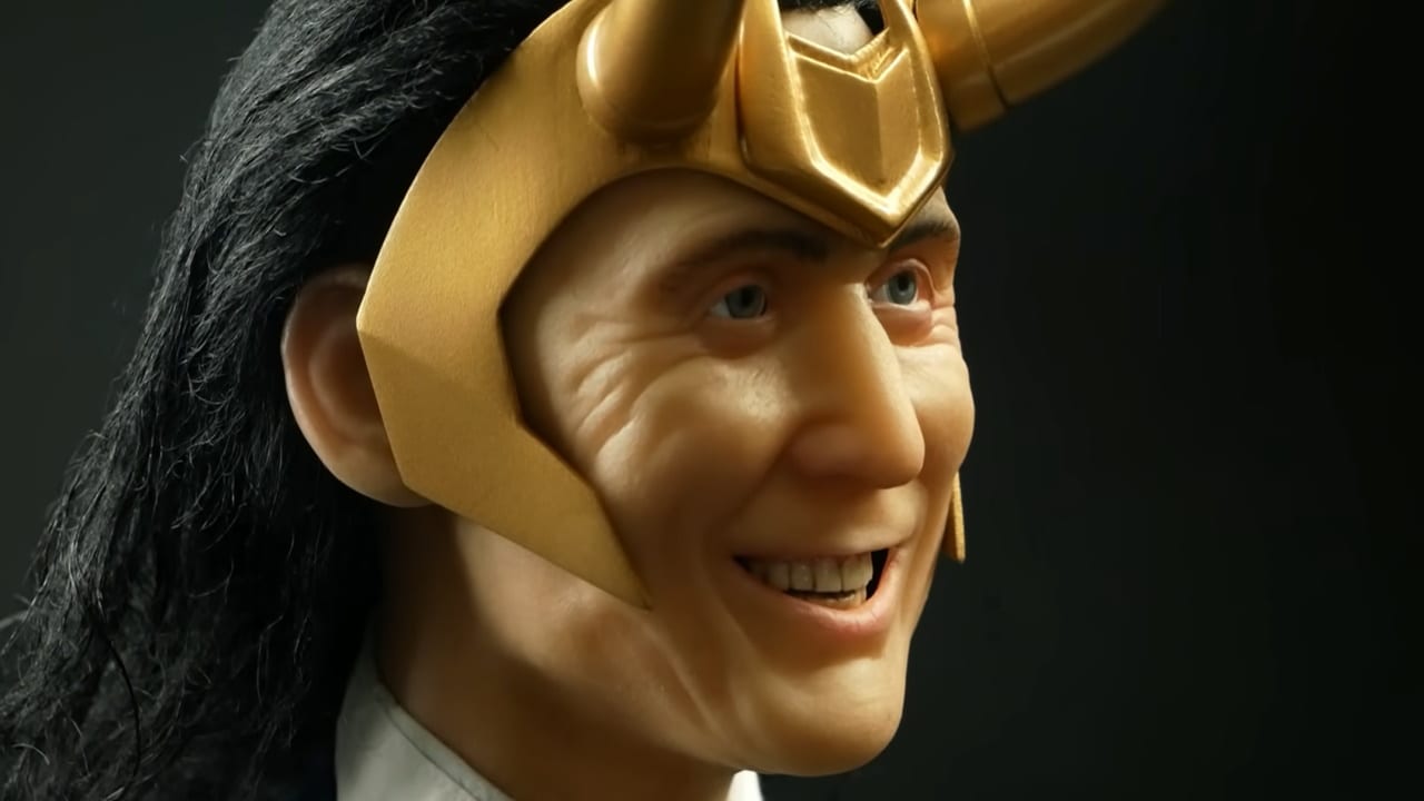 Künstler fertigt eine beeindruckende „Loki“-Skulptur an