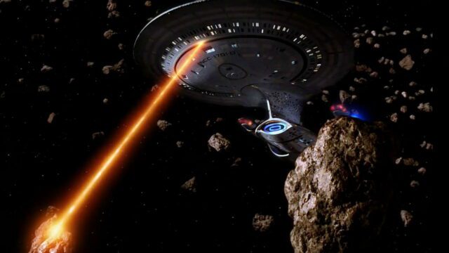 Star Trek TNG: Alle Phaser- und Torpedo-Schüsse
