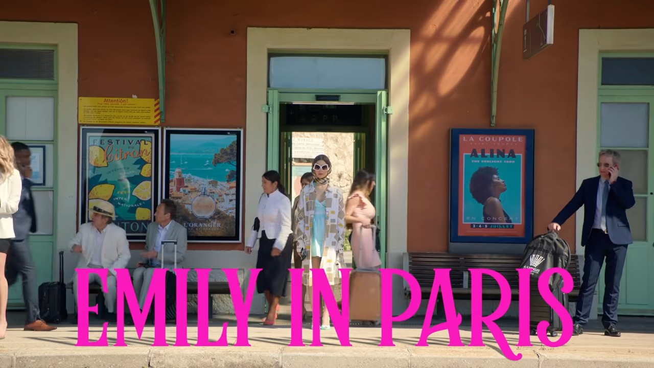 EmilyInParis_S2_Set