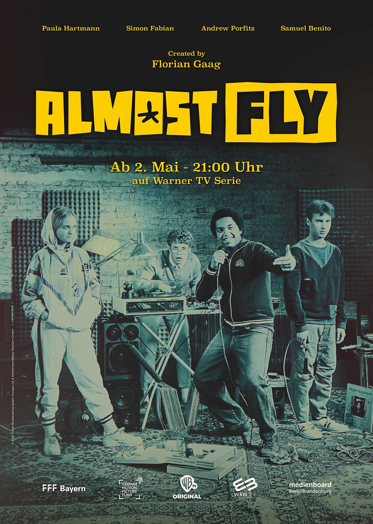 Almost-Fly-Serie-Poster