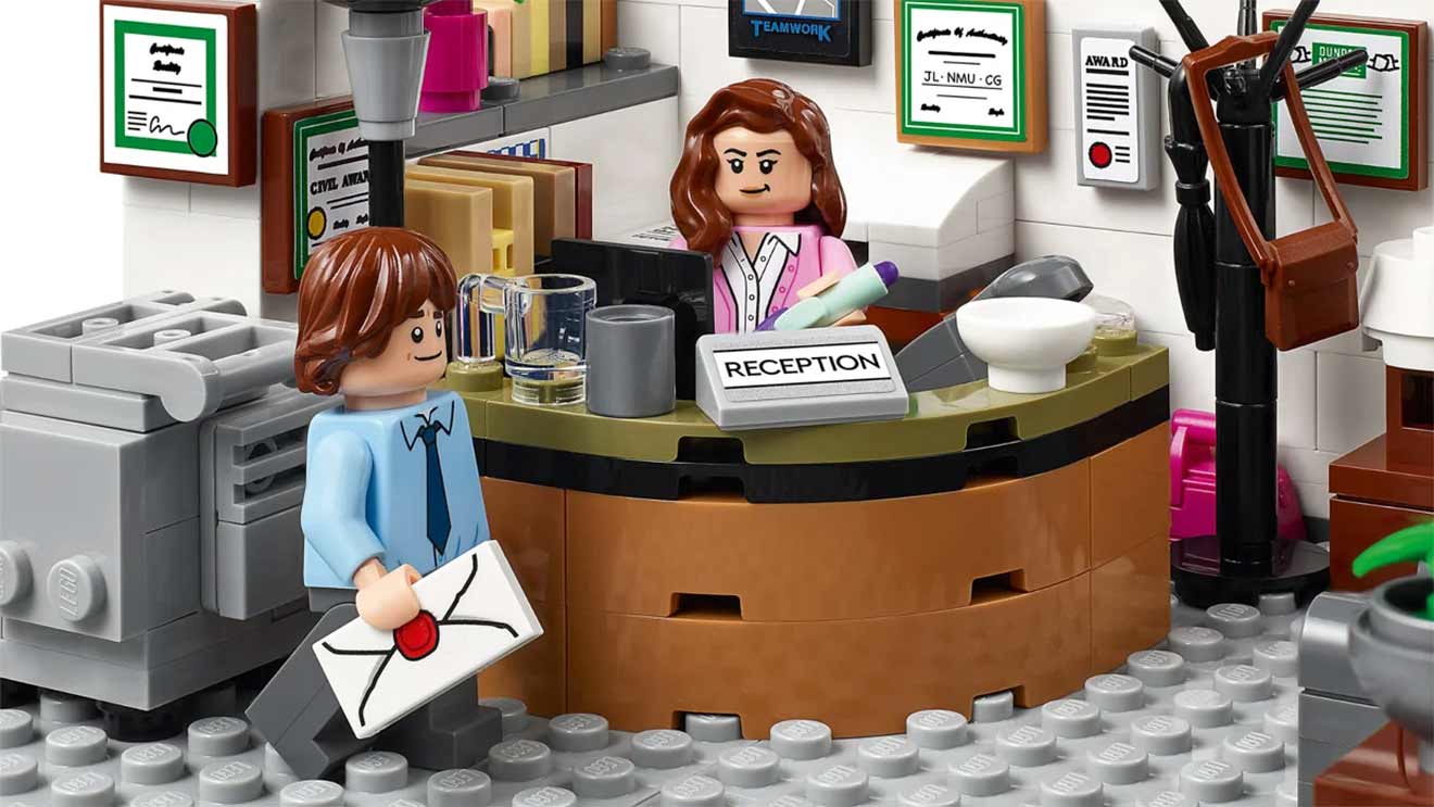 The-Office-Lego-set-05