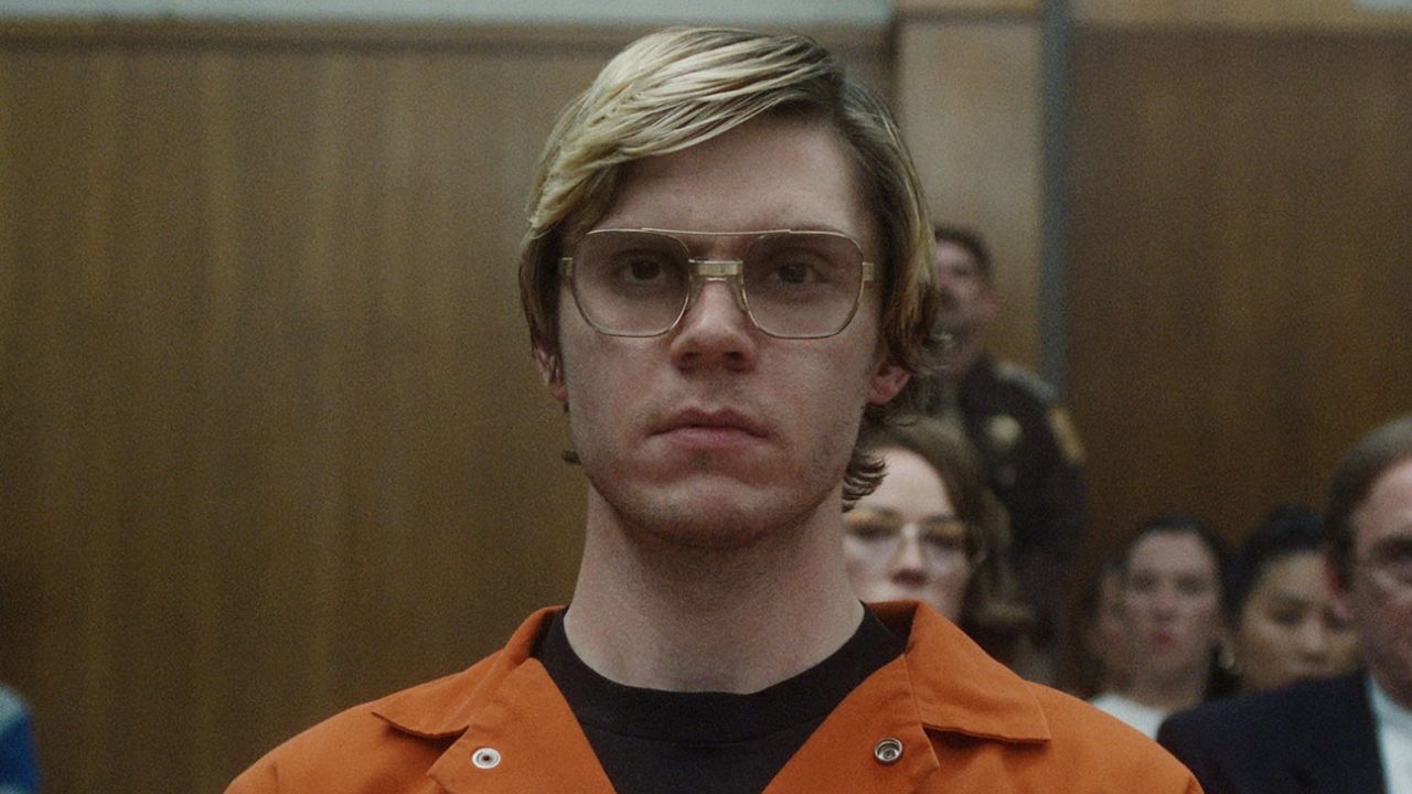 „Dahmer – Monster“: Trailer zur neuen True-Crime-Serie von Ryan Murphy