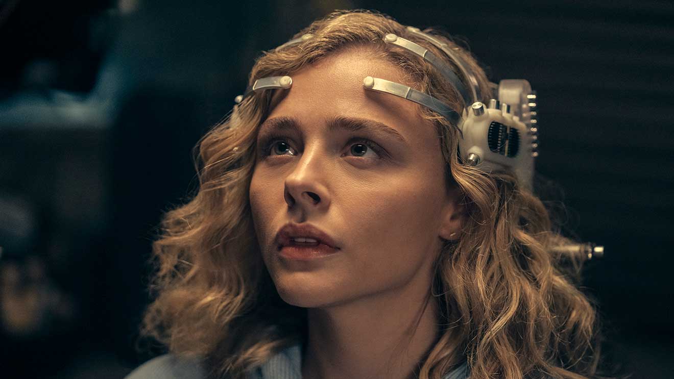 Peripherie-Staffel-1-review-amazon-prime-video-serie-01