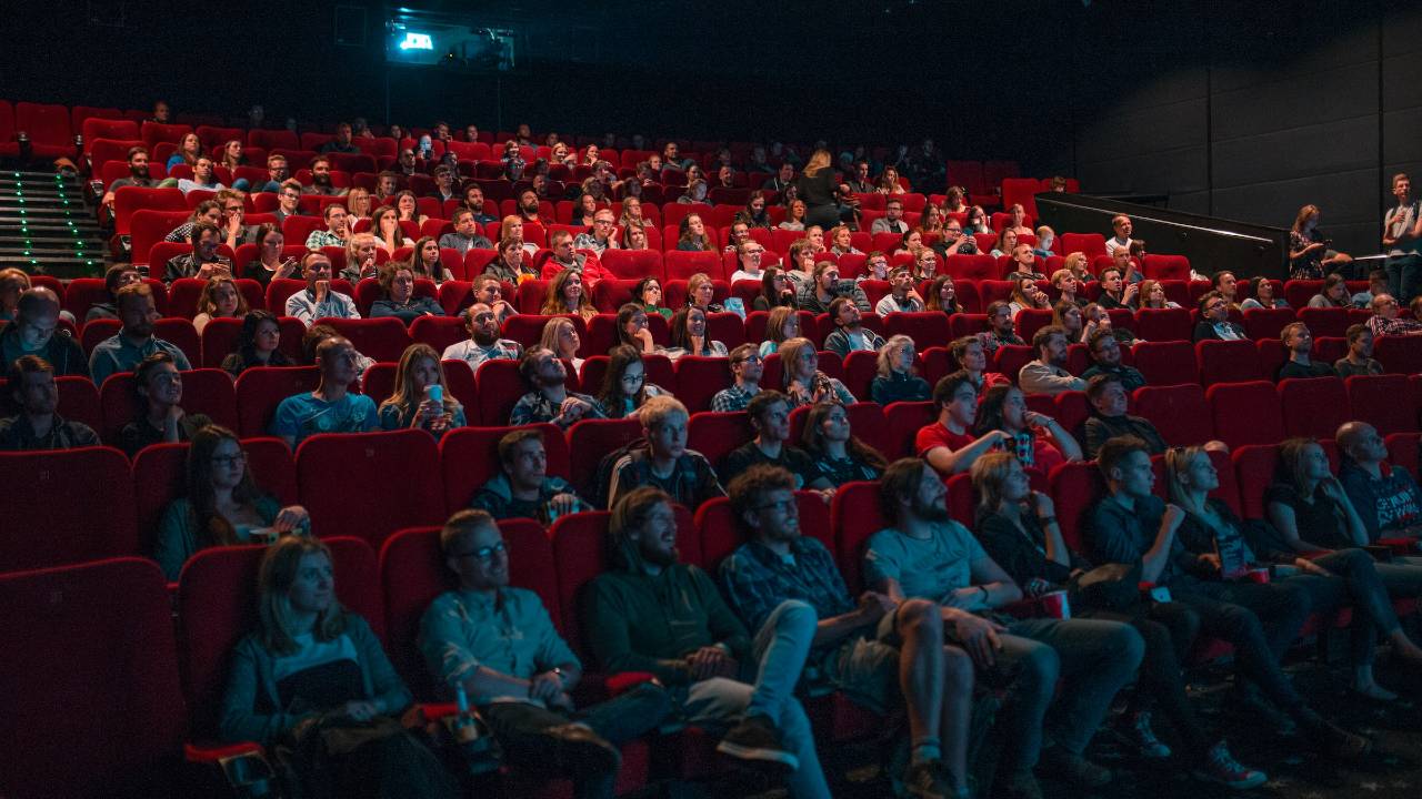 cinema-people2