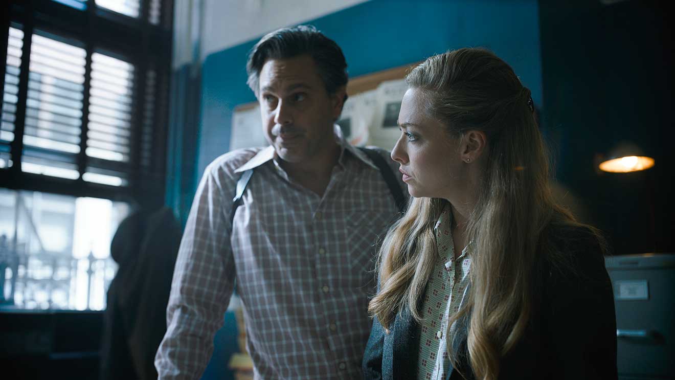 the-crowded-room-trailer-apple-serie_03