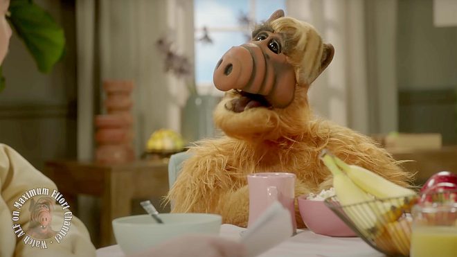 Ryan Reynolds‘ Maximum Effort Channel bringt ALF mit neuen Spots zurück ins TV