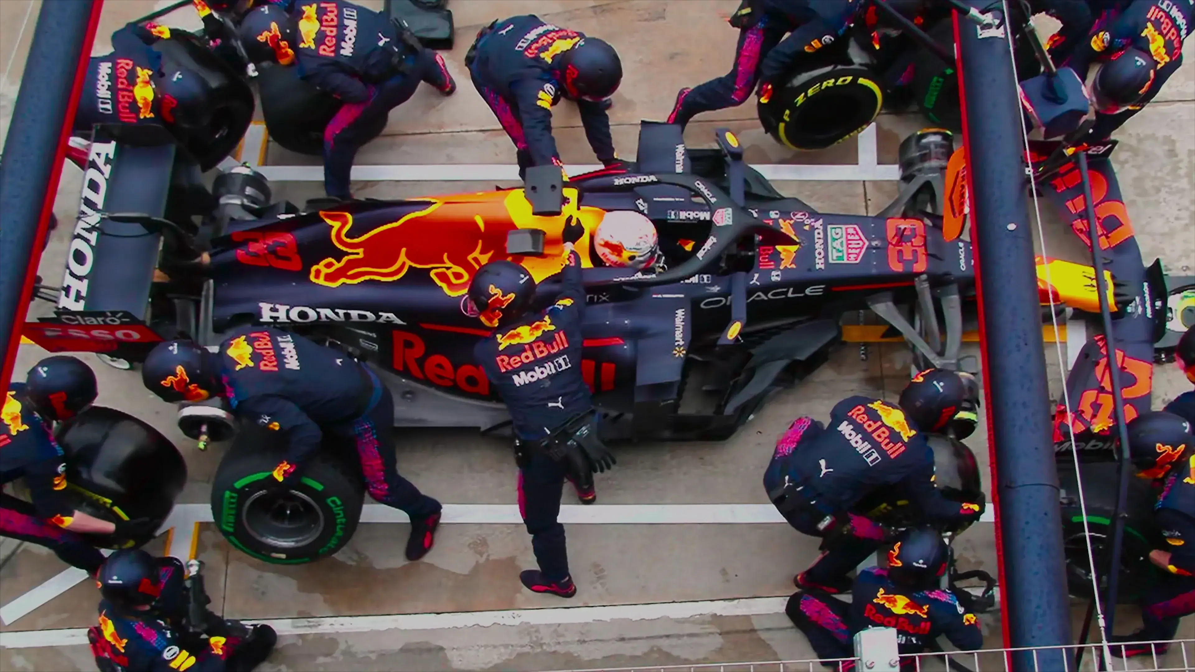 Drive-to-Survive-Red-Bull-Pit-Stop-1
