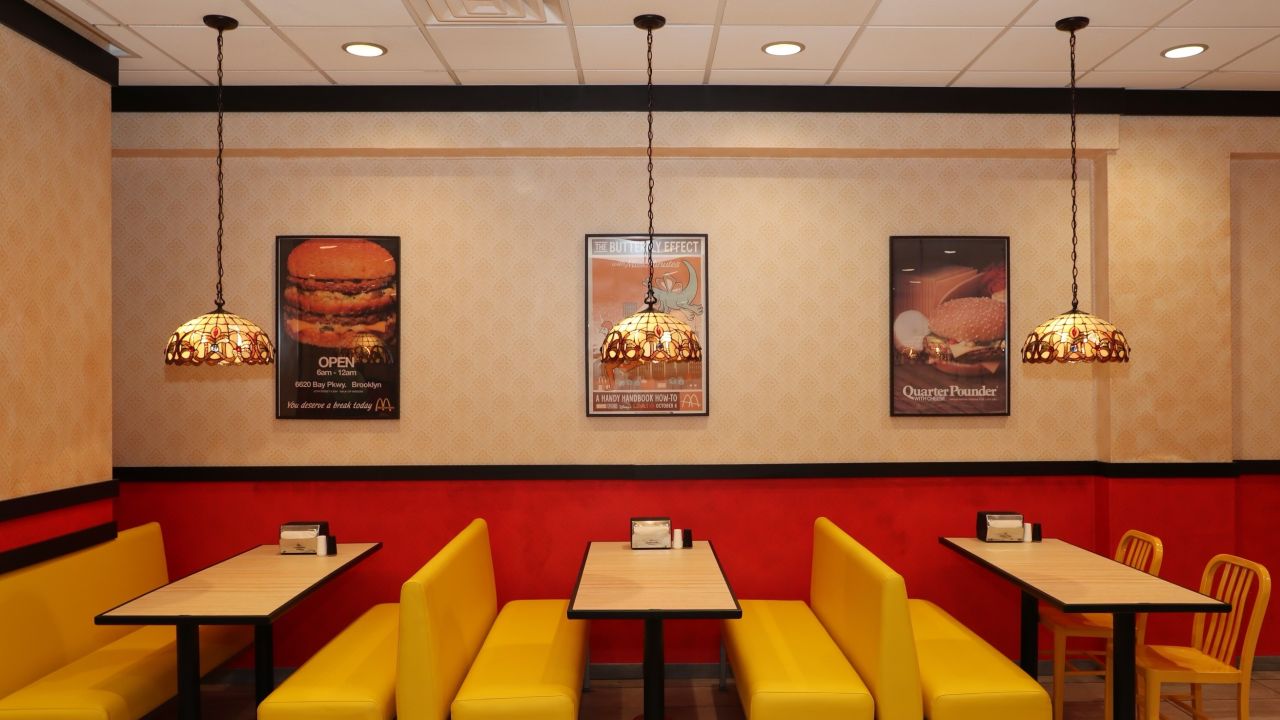 McDonalds-1982-seats