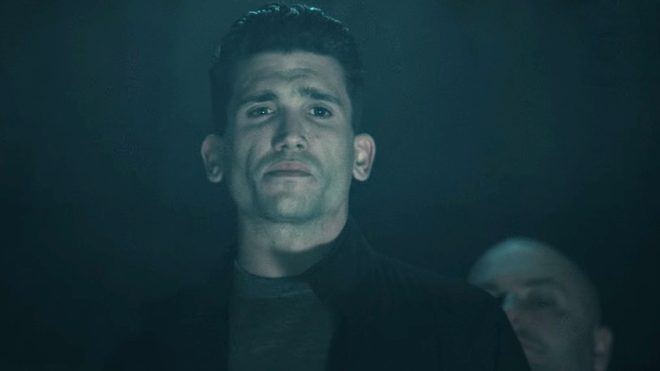Mit eiserner Hand: Offizieller Trailer zur neuen spanischen Thriller-Serie
