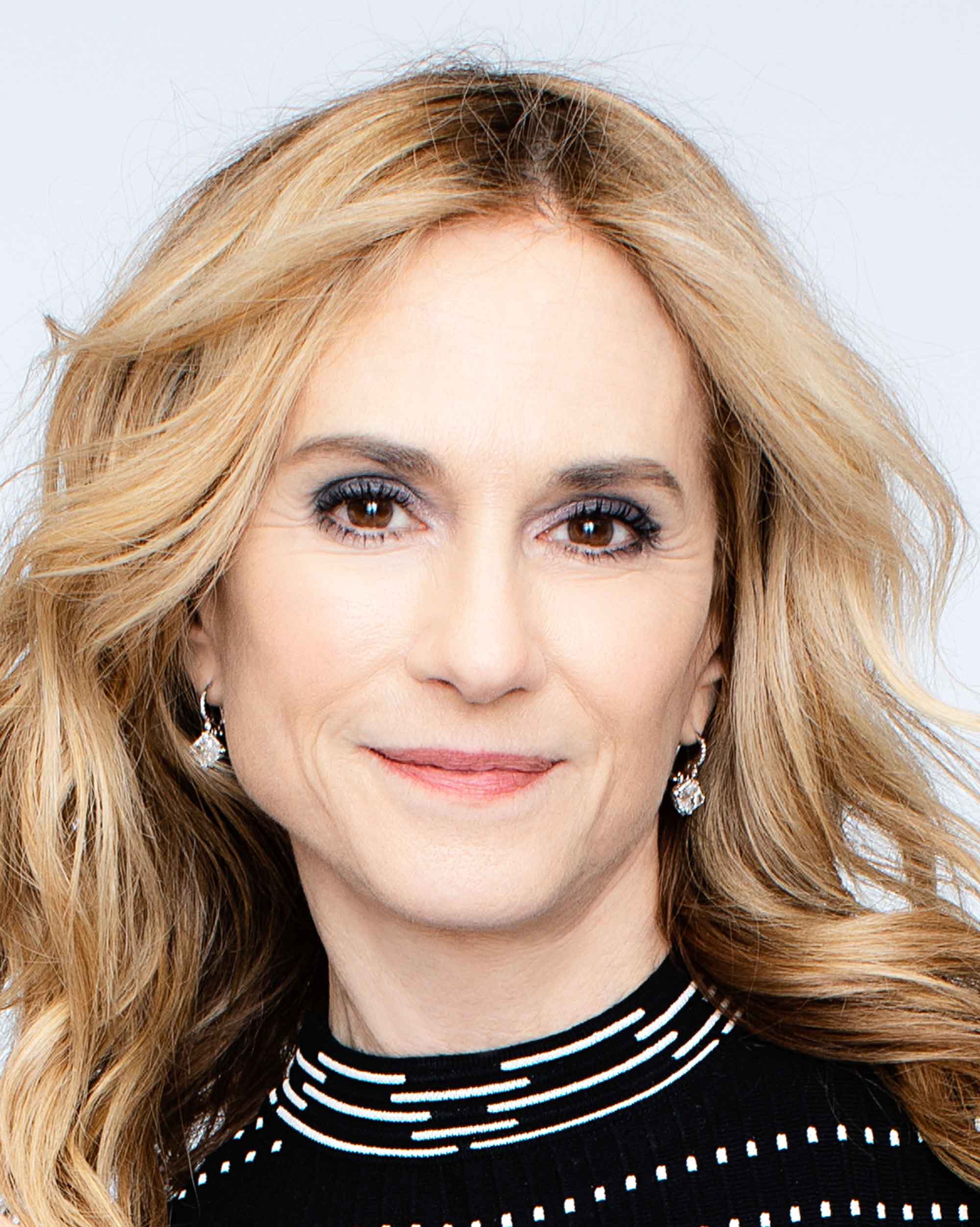 Holly-Hunter-Starfleet-Academy