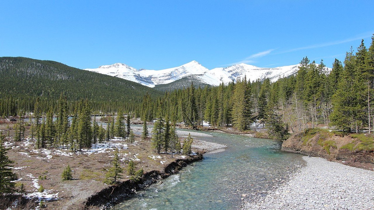 https://commons.wikimedia.org/wiki/File:West_of_Millarville_Alberta_Canada_(10078052584).jpg