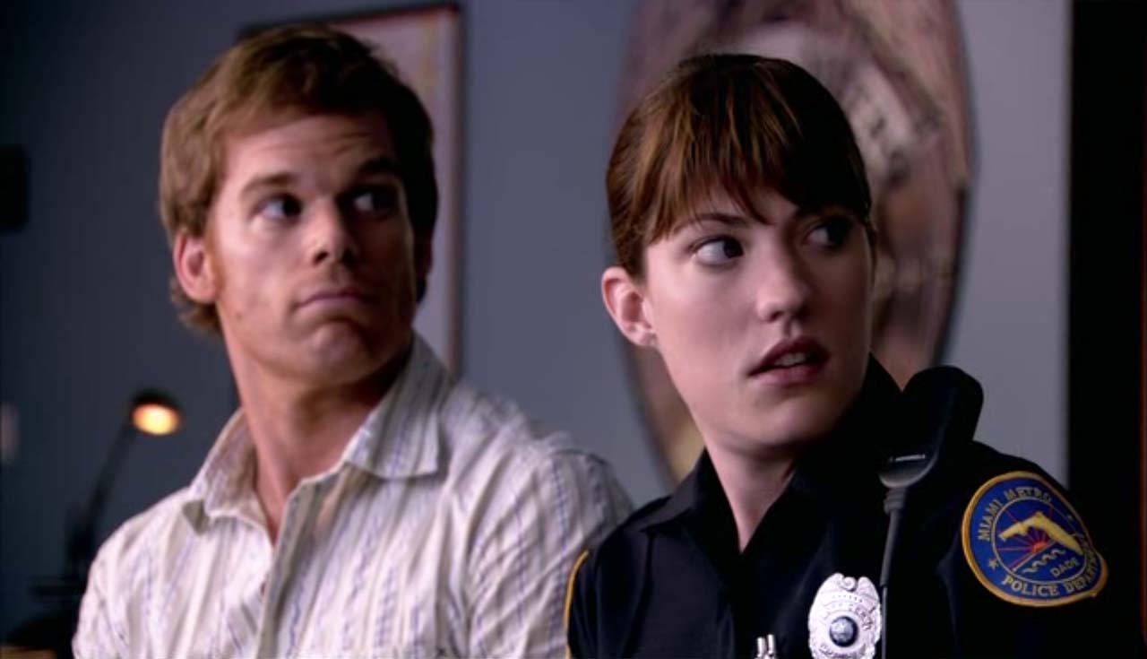 Dexter-S01E01-Pilot-Review-03